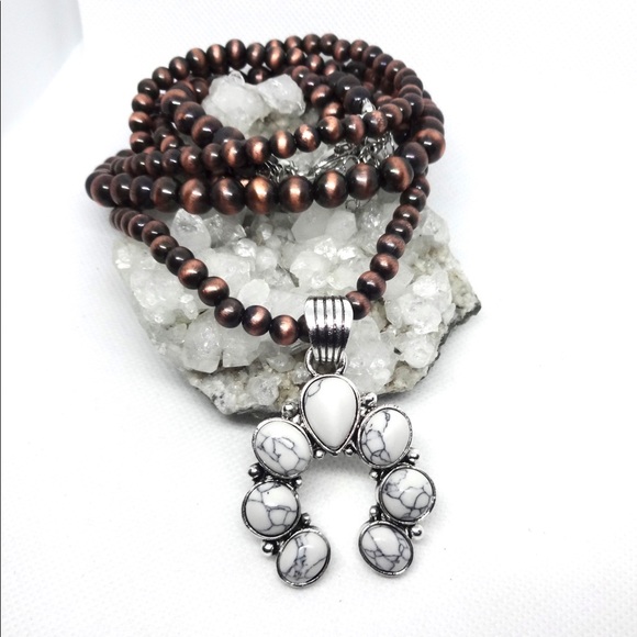 NEW Howlite Squash Blossom beaded necklace - Picture 5 of 6